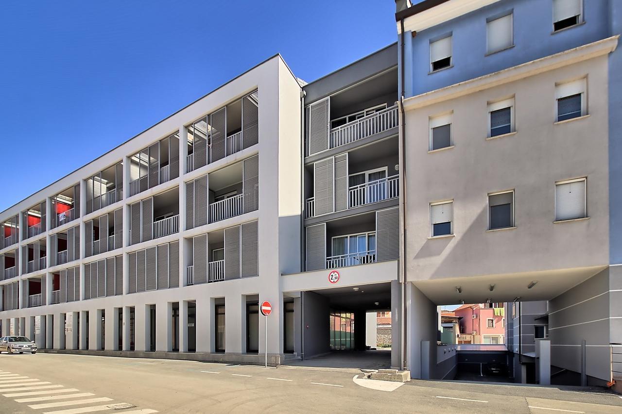 Summertime House With Apartment Umag Luaran gambar